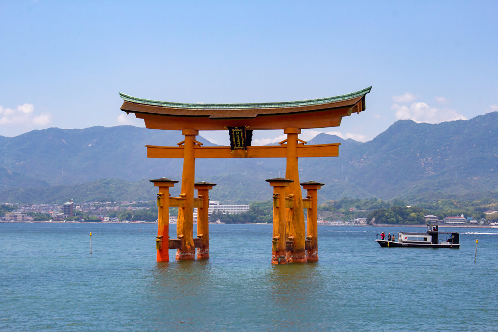 Itsukushima Floating Torii Gate